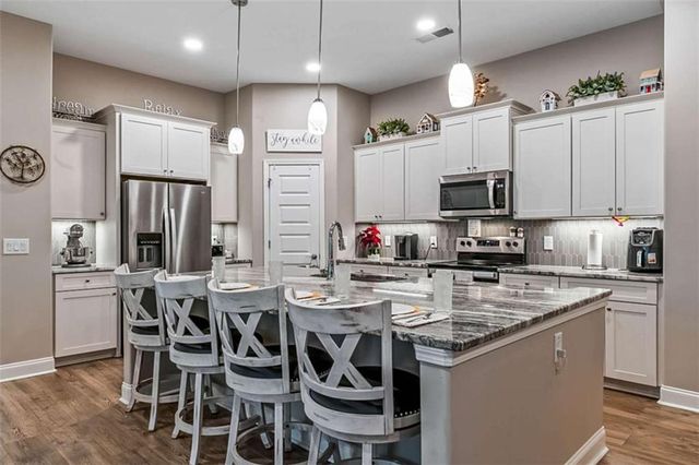 143 Whitworth Drive, Locust Grove, GA 30248