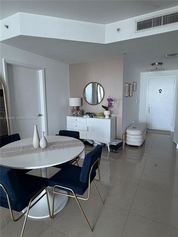 90 SW 3rd St 2112, Miami, FL 33130