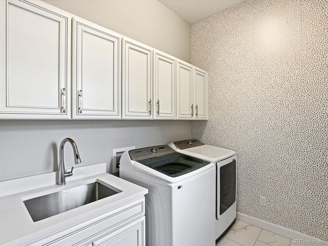 1015 Melting Snow Way, Castle Rock, CO 80109