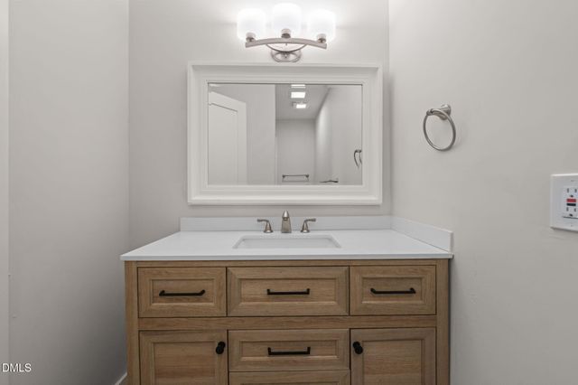 220 Elizabeth Street Apt E4, Chapel Hill, NC 27514