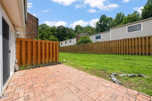 220 Elizabeth Street Apt E4, Chapel Hill, NC 27514