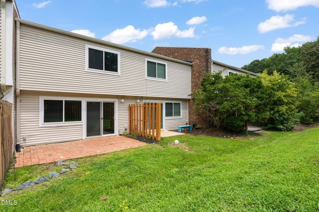 220 Elizabeth Street Apt E4, Chapel Hill, NC 27514