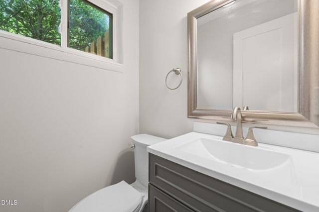 220 Elizabeth Street Apt E4, Chapel Hill, NC 27514