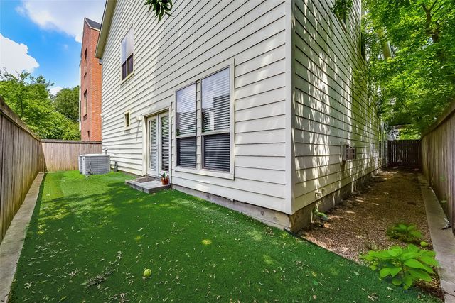 5956 Lewis Street, Dallas, TX 75206