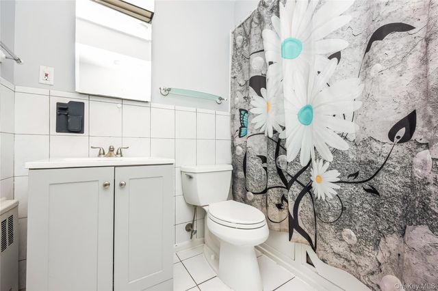 144 Broadway, Massapequa Park, NY 11762