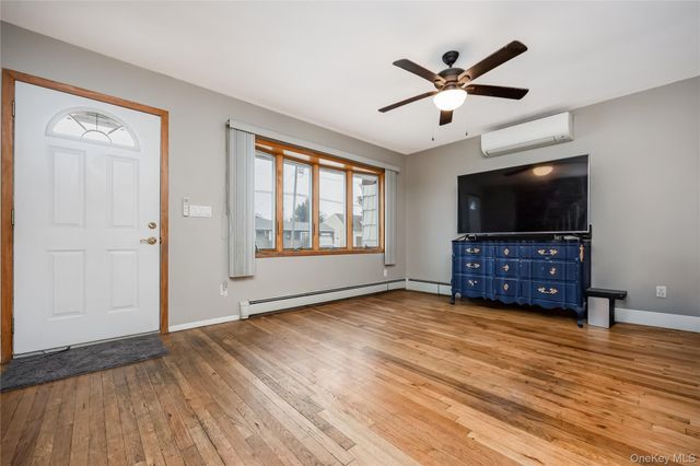 144 Broadway, Massapequa Park, NY 11762