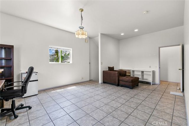 2759 S Barrington Avenue, Los Angeles, CA 90064