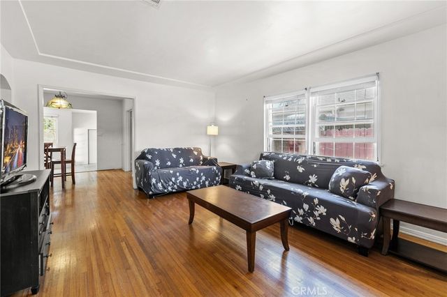 2759 S Barrington Avenue, Los Angeles, CA 90064