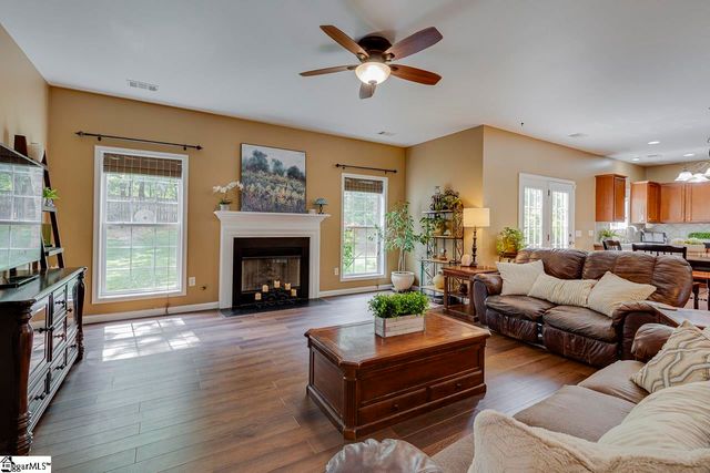 38 Heritage Point Drive, Simpsonville, SC 29681