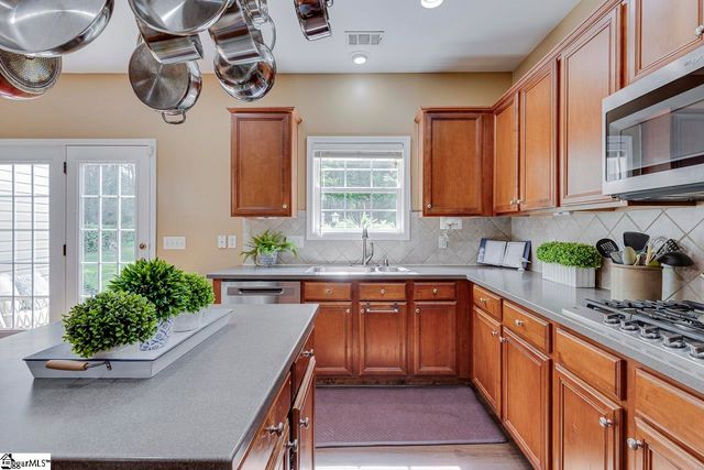 38 Heritage Point Drive, Simpsonville, SC 29681