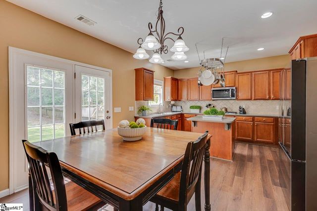 38 Heritage Point Drive, Simpsonville, SC 29681