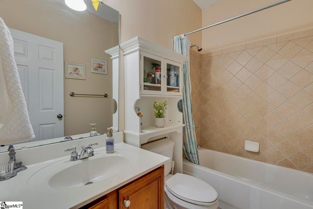 38 Heritage Point Drive, Simpsonville, SC 29681