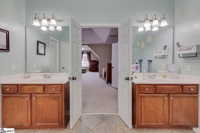 38 Heritage Point Drive, Simpsonville, SC 29681