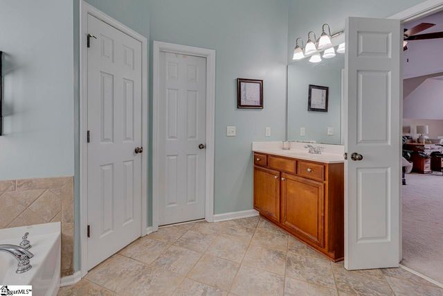 38 Heritage Point Drive, Simpsonville, SC 29681