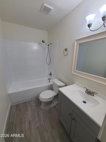 11350 W TENNESSEE Avenue 24, Youngtown, AZ 85363
