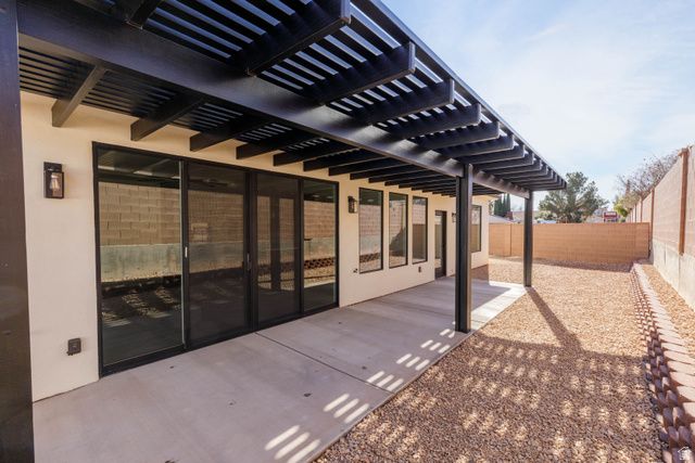 1957 CHALET CIR, Santa Clara, UT 84765