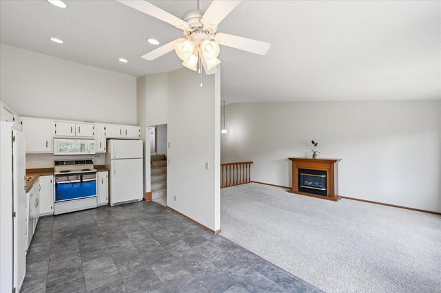 4029 Silver Lake Rd NE, Saint Anthony, MN 55421