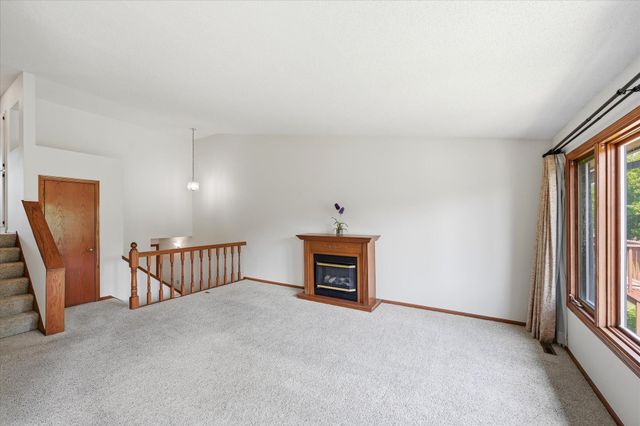 4029 Silver Lake Rd NE, Saint Anthony, MN 55421