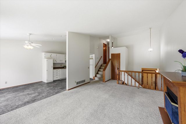 4029 Silver Lake Rd NE, Saint Anthony, MN 55421