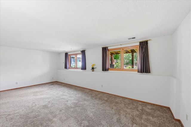 4029 Silver Lake Rd NE, Saint Anthony, MN 55421