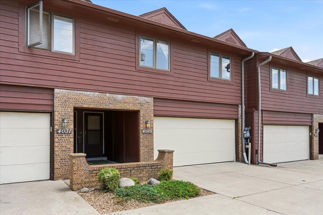 4029 Silver Lake Rd NE, Saint Anthony, MN 55421