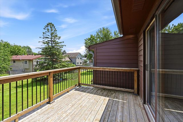 4029 Silver Lake Rd NE, Saint Anthony, MN 55421