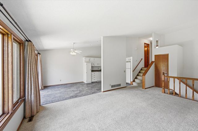 4029 Silver Lake Rd NE, Saint Anthony, MN 55421