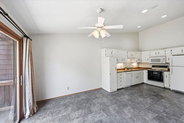 4029 Silver Lake Rd NE, Saint Anthony, MN 55421