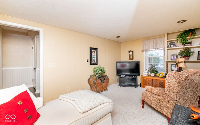 414 Carter Boulevard, Seymour, IN 47274