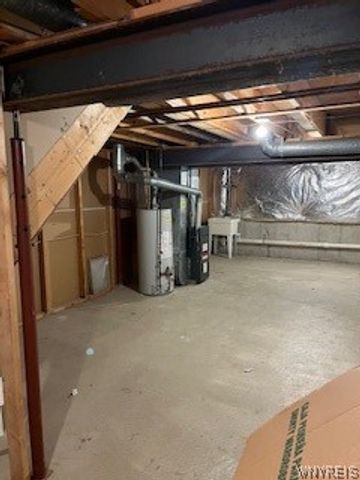 1187 Indian Church Road 4C, West Seneca, NY 14224