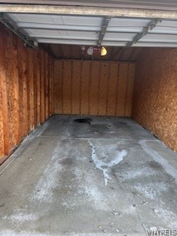 1187 Indian Church Road 4C, West Seneca, NY 14224