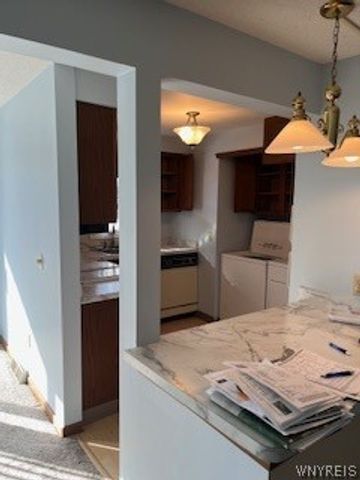 1187 Indian Church Road 4C, West Seneca, NY 14224