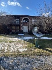 1187 Indian Church Road 4C, West Seneca, NY 14224