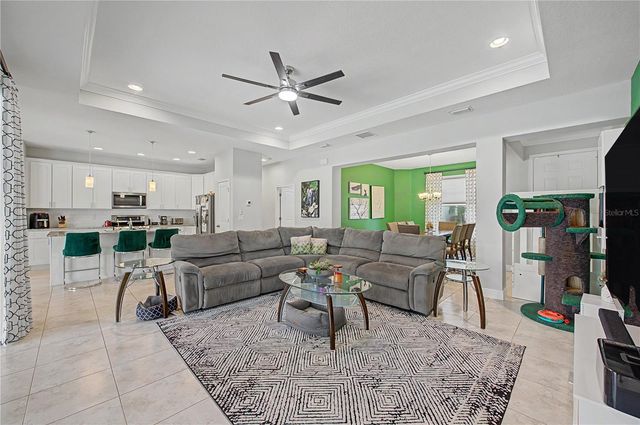 1604 MAIN STREET, Valrico, FL 33594