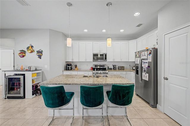 1604 MAIN STREET, Valrico, FL 33594