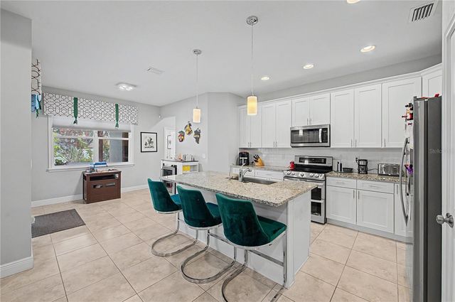 1604 MAIN STREET, Valrico, FL 33594