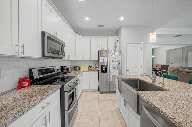 1604 MAIN STREET, Valrico, FL 33594