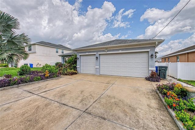 1604 MAIN STREET, Valrico, FL 33594