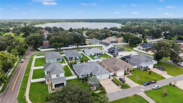 1604 MAIN STREET, Valrico, FL 33594