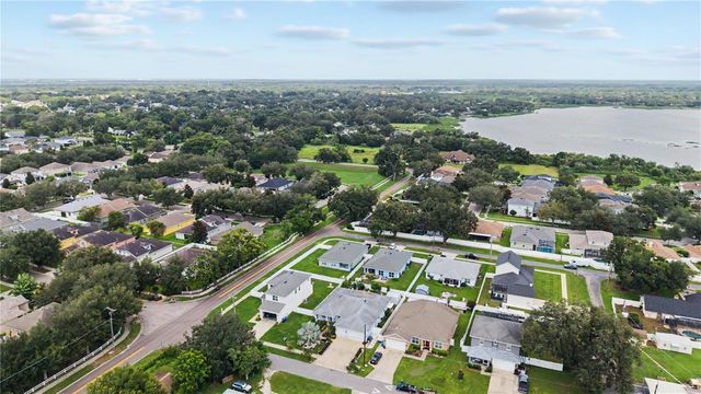 1604 MAIN STREET, Valrico, FL 33594