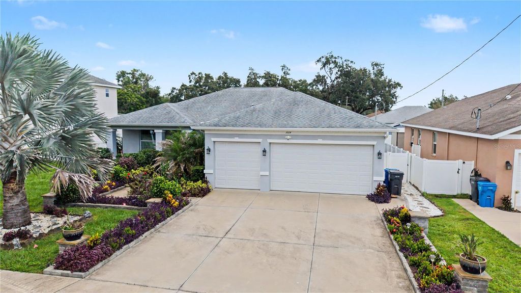 1604 MAIN STREET, Valrico, FL 33594
