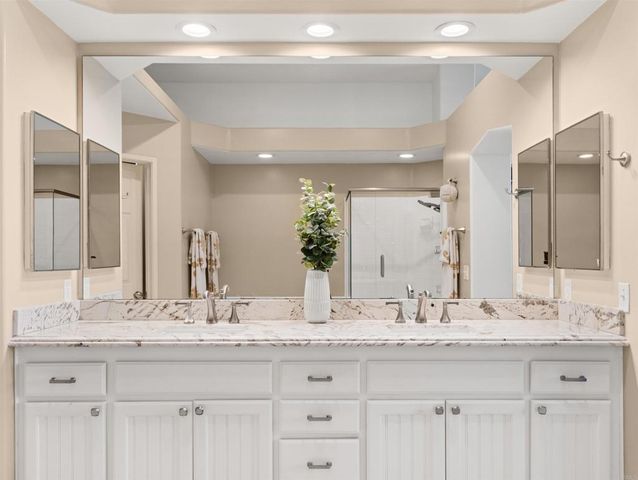 1846 Bimini Way, Vista, CA 92081