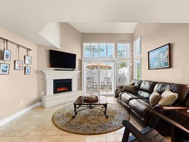 1846 Bimini Way, Vista, CA 92081