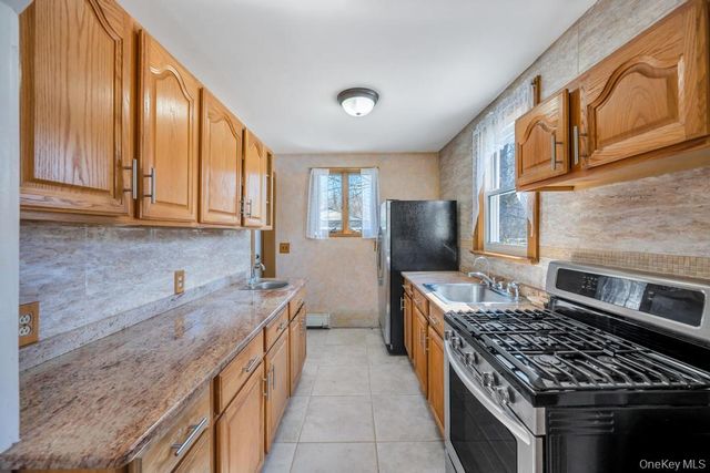 87 Tyler Avenue, Sound Beach, NY 11789