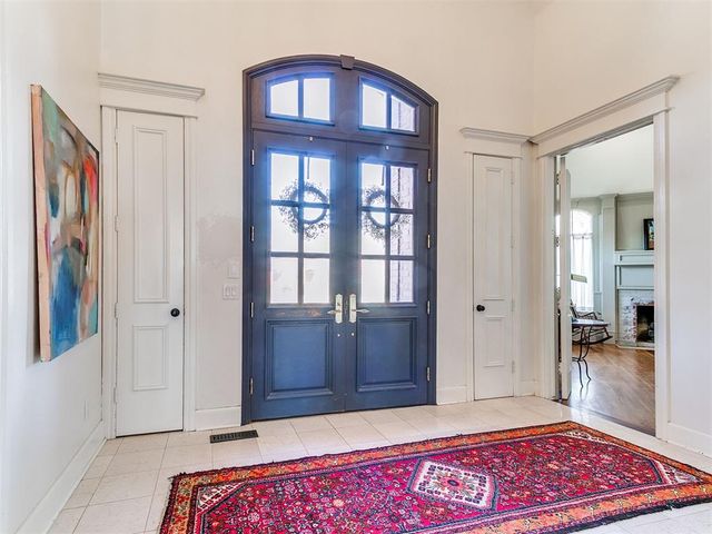 6013 Laquinta Drive, Edmond, OK 73025
