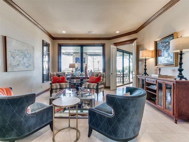 6013 Laquinta Drive, Edmond, OK 73025