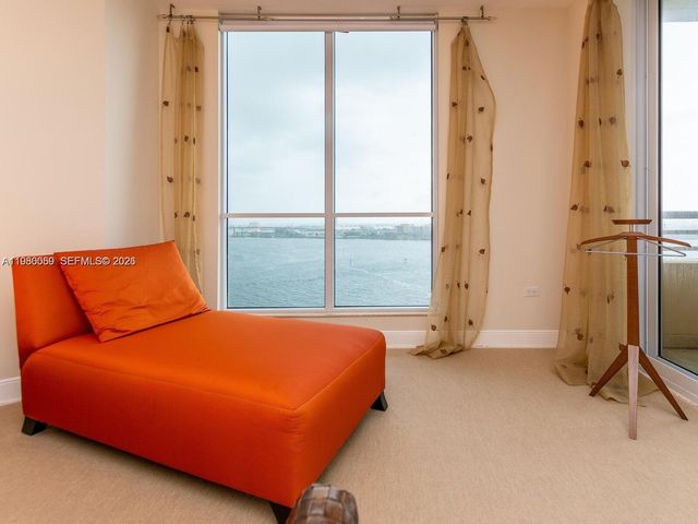 848 Brickell Key Dr 1201, Miami, FL 33131