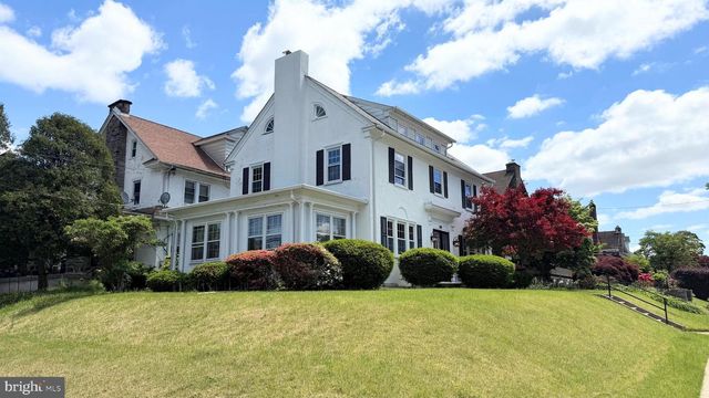 335 WAYNE AVE, Lansdowne, PA 19050