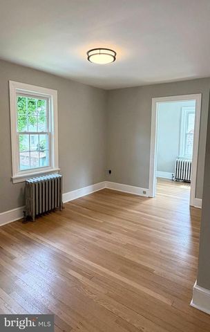 335 WAYNE AVE, Lansdowne, PA 19050