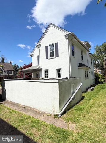 335 WAYNE AVE, Lansdowne, PA 19050